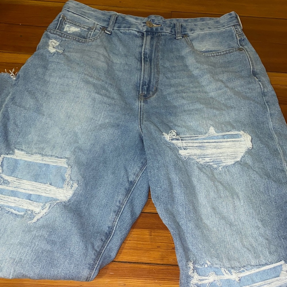 American Eagle High Waisted Jeans